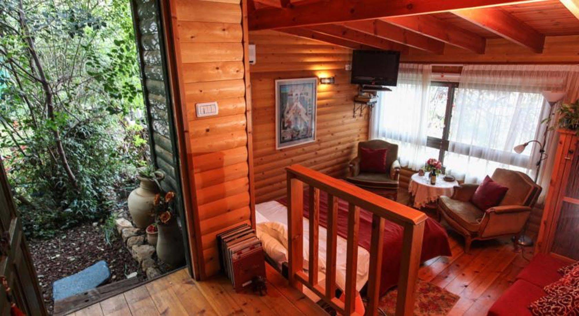 Havaya Ba Nof Lodge Rosh Pina Extérieur photo